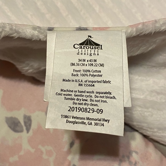 NEW- Carousel Designs Crib Bedding Set - Picture 7 of 7